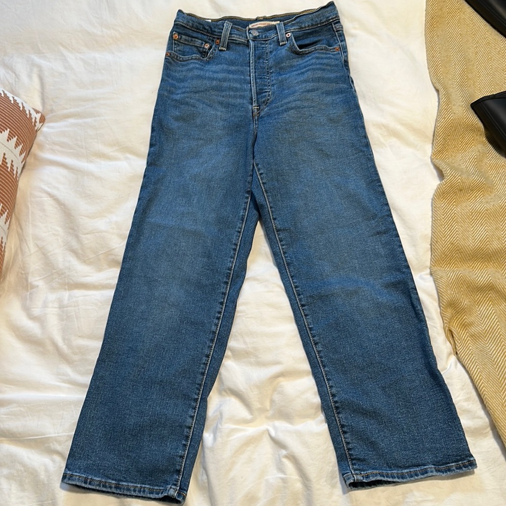 Levi’s rib cage straight leg jean.